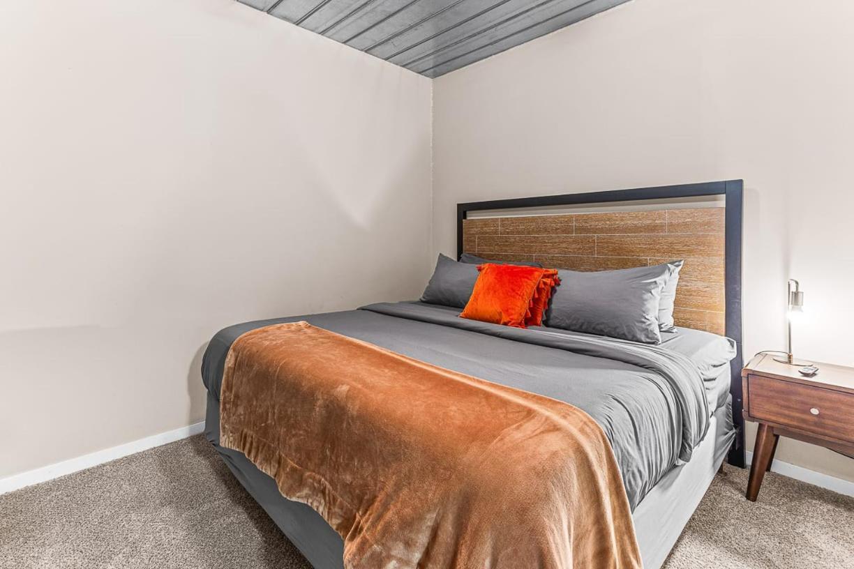 Spacious 2 King Bed Downtown Central To It All Ann Arbor Exteriör bild